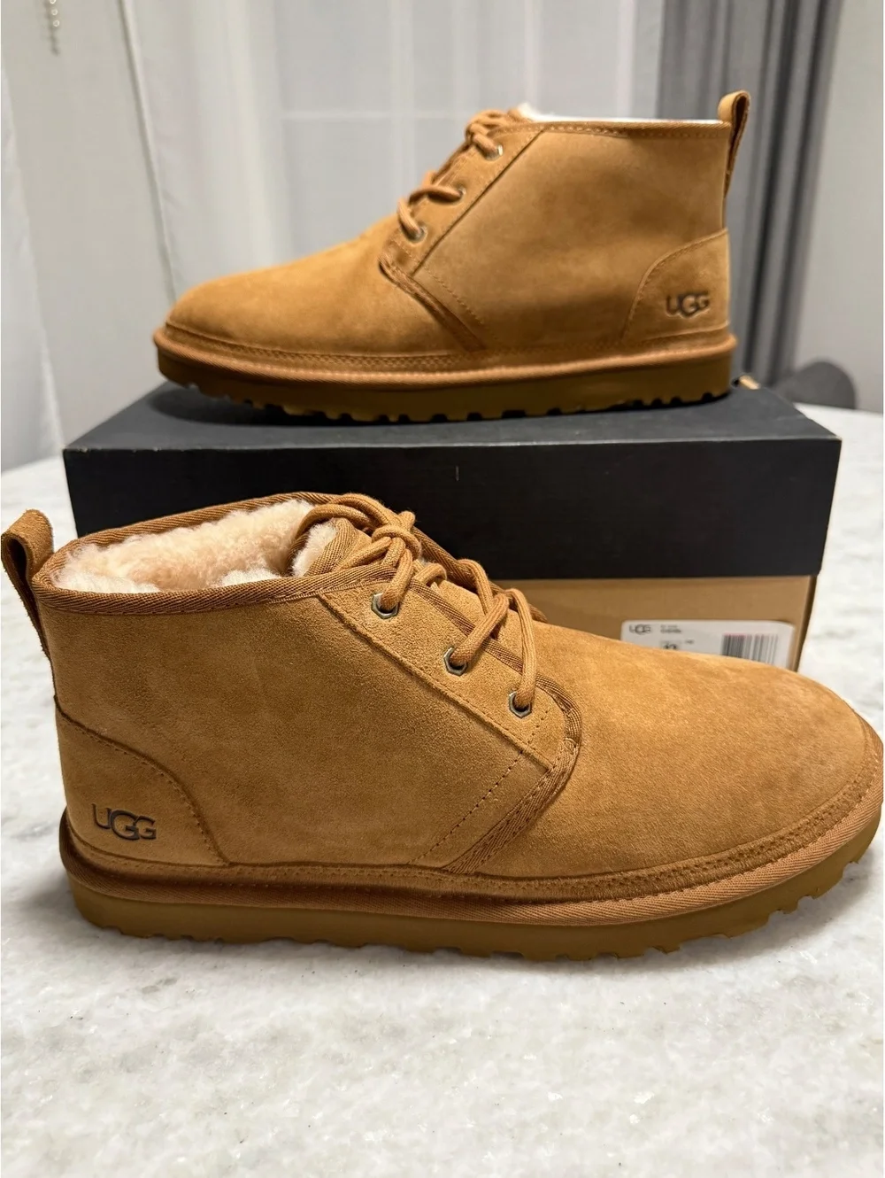 NWT Mens UGG® Neumel Chukka Boot - Chestnut size 12